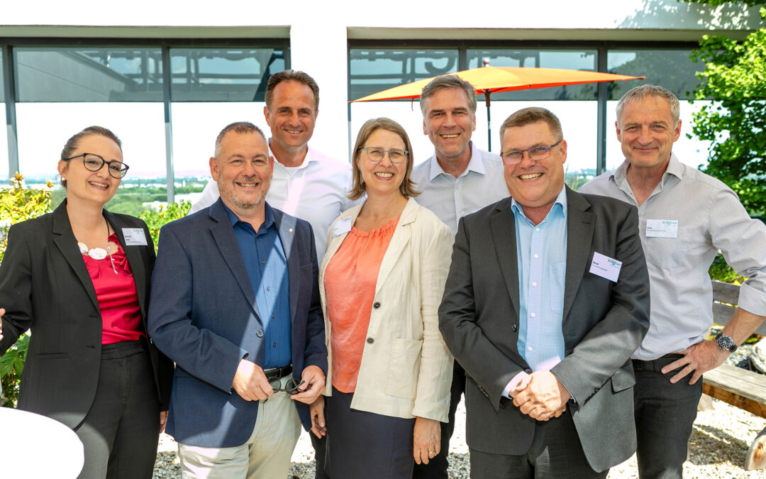 EY-ROADSHOW MEETS BIORIVER – Vorstellung des Deutschen Biotechnologie-Report 2023 über den Dächern von Köln